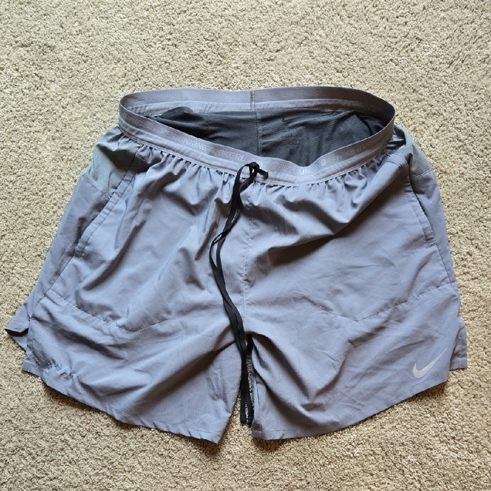 Nike Gray Athletic Shorts Lightweight Moisture-Wicking